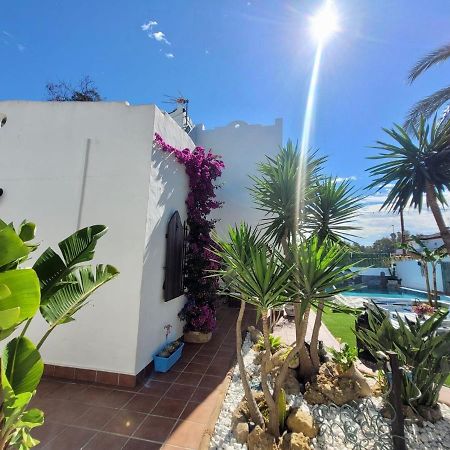 Gatu Premium Villa Lurberri Piscina Privada, 4 Dormitorios, 2 Banos, Parking , Jardines, " Preferente Mayores De 25 Anos Y Familias " In Y Barbacoa Chiclana de la Frontera Exteriér fotografie
