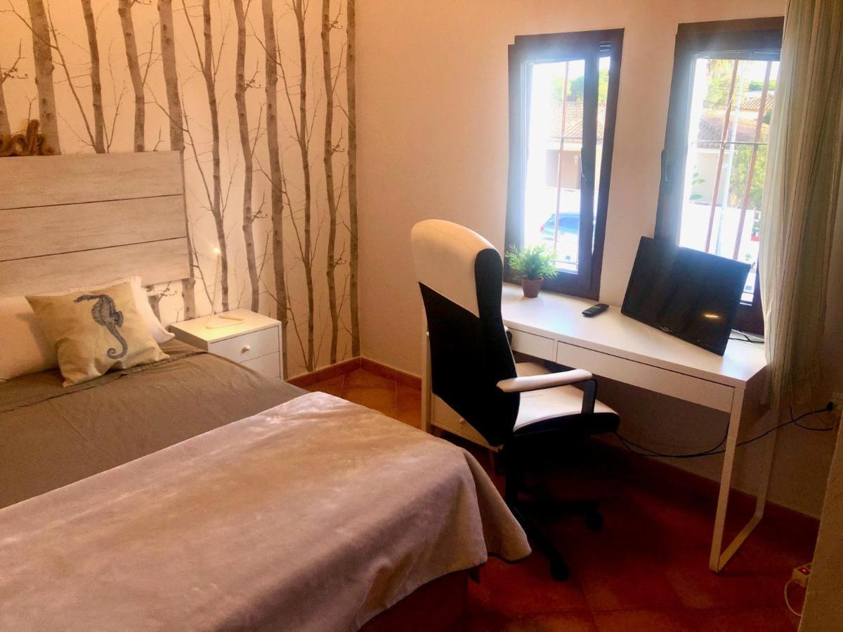 Gatu Premium Villa Lurberri Piscina Privada, 4 Dormitorios, 2 Banos, Parking , Jardines, " Preferente Mayores De 25 Anos Y Familias " In Y Barbacoa Chiclana de la Frontera Exteriér fotografie
