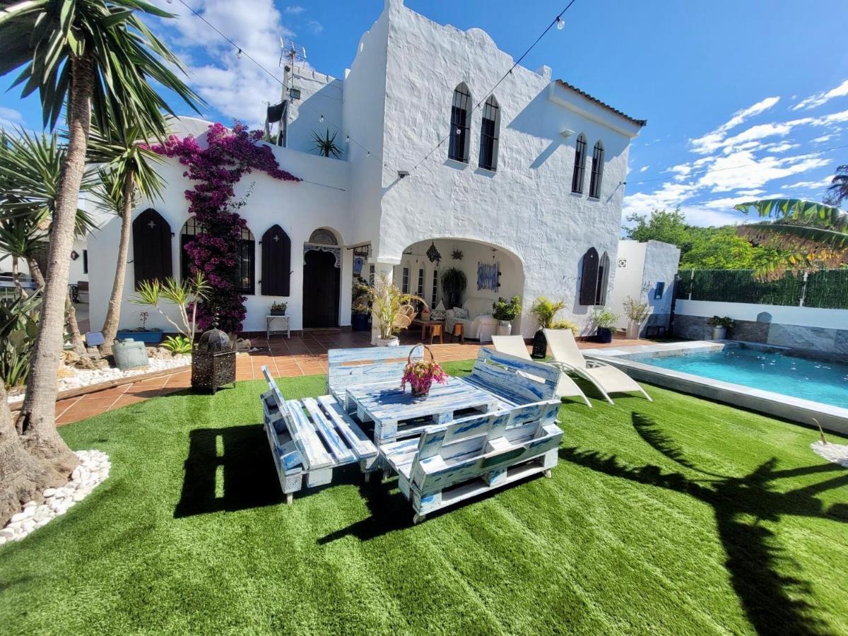 Gatu Premium Villa Lurberri Piscina Privada, 4 Dormitorios, 2 Banos, Parking , Jardines, " Preferente Mayores De 25 Anos Y Familias " In Y Barbacoa Chiclana de la Frontera Exteriér fotografie