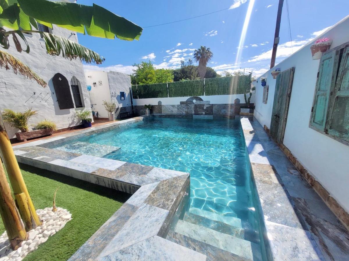 Gatu Premium Villa Lurberri Piscina Privada, 4 Dormitorios, 2 Banos, Parking , Jardines, " Preferente Mayores De 25 Anos Y Familias " In Y Barbacoa Chiclana de la Frontera Exteriér fotografie