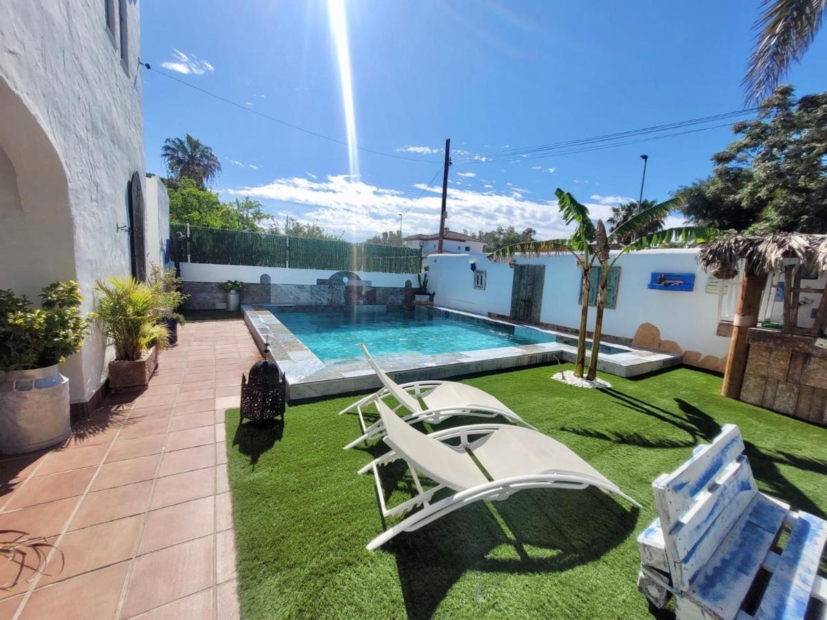 Gatu Premium Villa Lurberri Piscina Privada, 4 Dormitorios, 2 Banos, Parking , Jardines, " Preferente Mayores De 25 Anos Y Familias " In Y Barbacoa Chiclana de la Frontera Exteriér fotografie